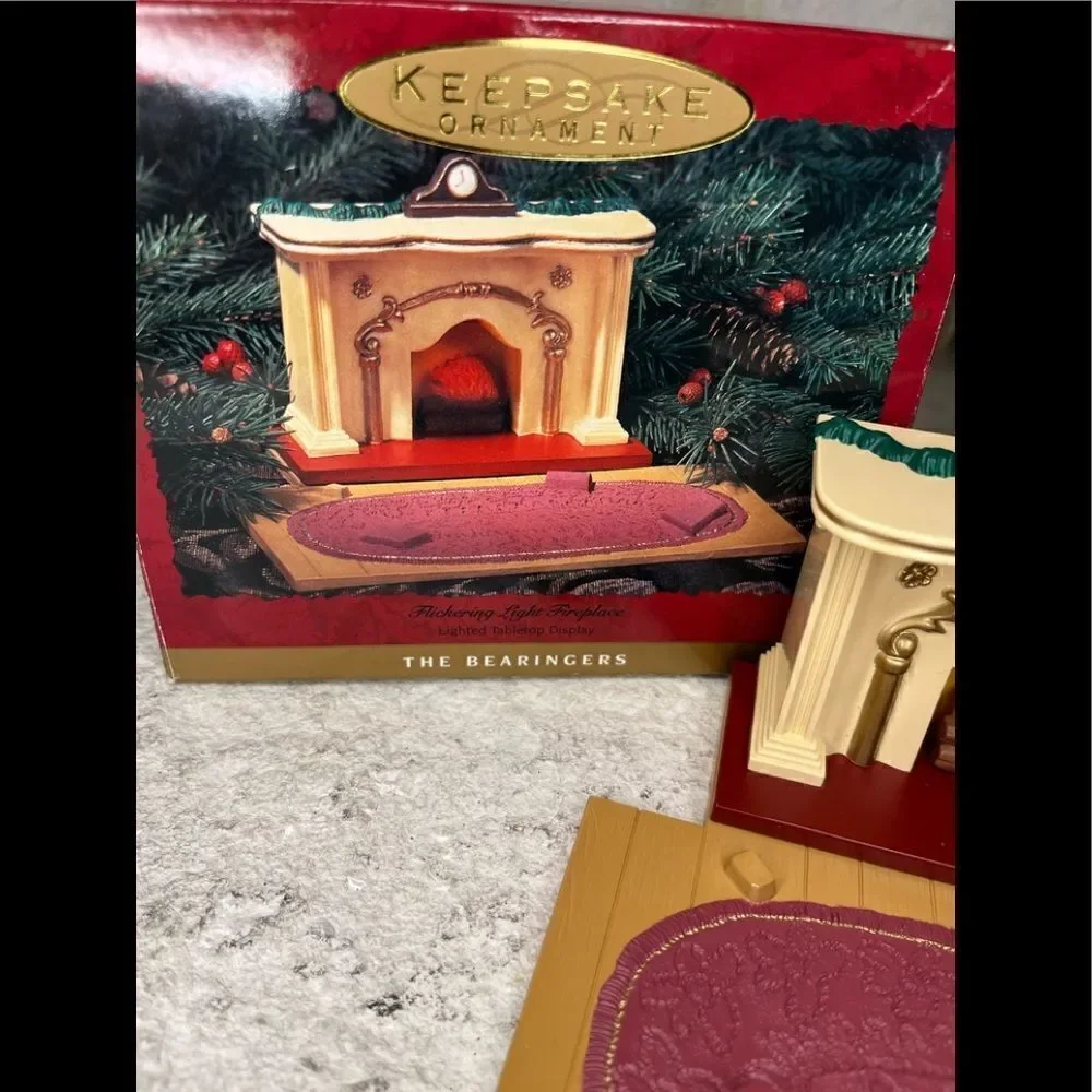 Hallmark keepsake ornament The Bearingers Flickering Fireplace 1993